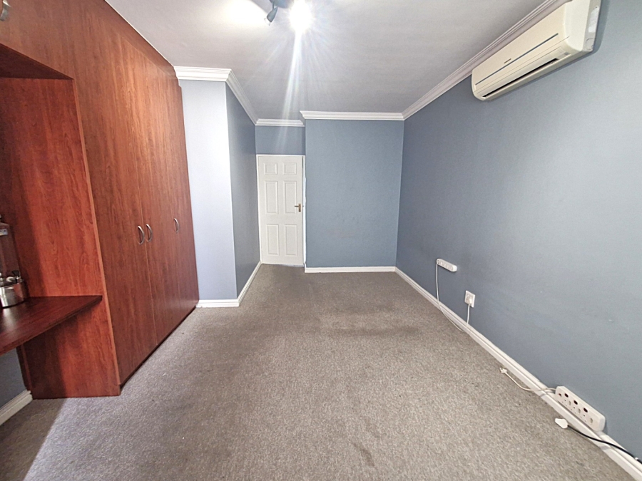 To Let 2 Bedroom Property for Rent in Durbanville Western Cape